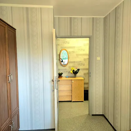 In With Pee - / Katowice Location Homestay Chorzow